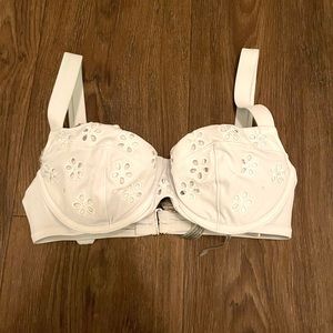Victoria Secret White Bikini Top 32D